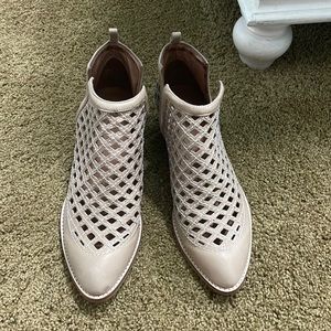 Jeffery Campbell cream/tan booties